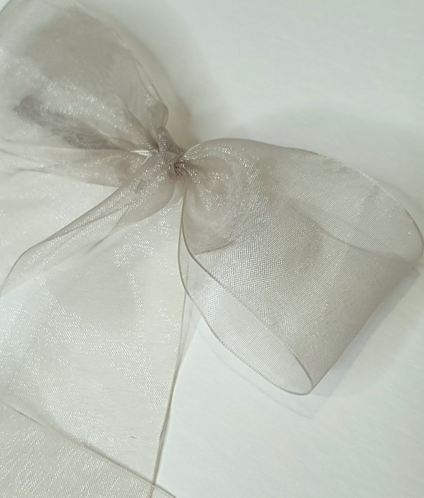 Champagne Affair Bow