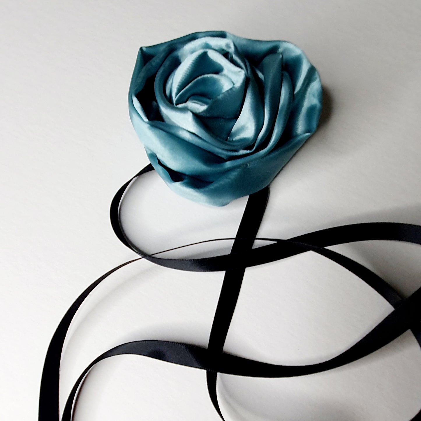 Mint Macaron Rosette Choker