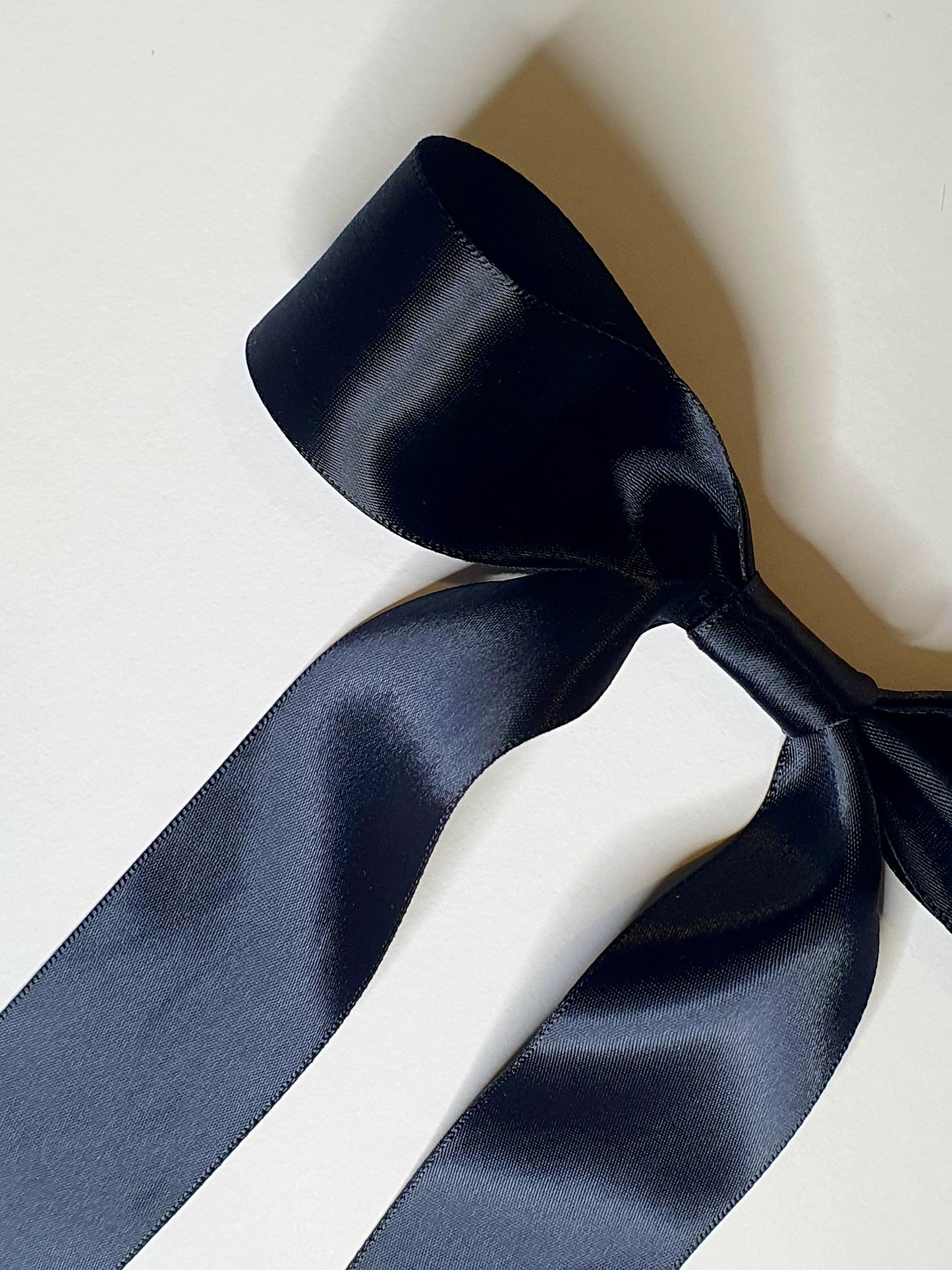 The Fifth Avenue Bow